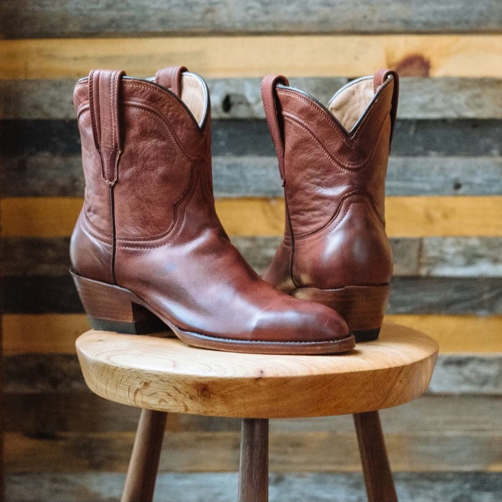 Tecovas The Penny Roper Brown Leather Short Cowboy Boots - Women’s Size 6B